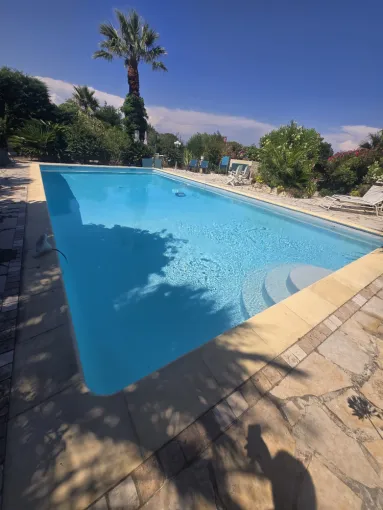 Rénovation de piscine en polyester à Fréjus, Roquebrune-sur-Argens, ADC Polyester