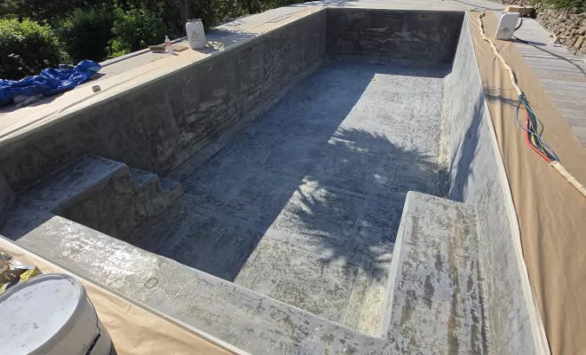 Rénovation de piscine en polyester à Hyères, Roquebrune-sur-Argens, ADC Polyester